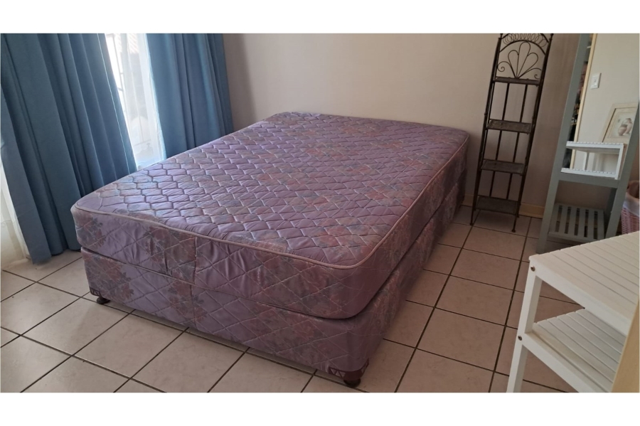 2 Bedroom Property for Sale in Heuwelsig Free State